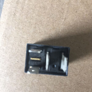sinotruk howo truck parts howo electric relay WG9725584002