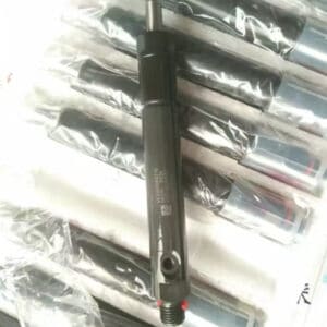 vg1560080276 sinotruk wd615 engine injector-howo parts supplier