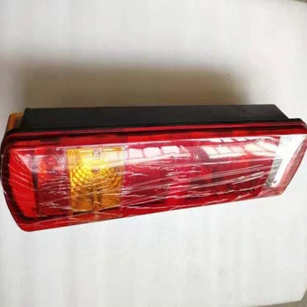 SINOTRUK HOWO spare parts combination lamp WG9719810002