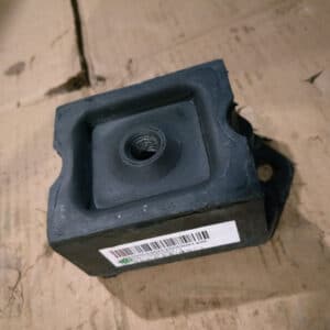 SINOTRUK HOWO Truck Spare Parts Front Engine Support WG9770591001