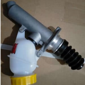 sinotruk howo a7 clutch master cylinder howo spare parts on sale